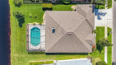 1352 Highwood Place Wesley Chapel FL 33543