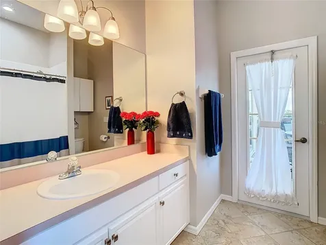1352 Highwood Place Wesley Chapel FL 33543