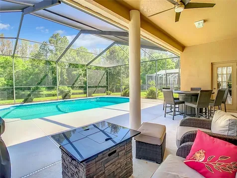 1352 Highwood Place Wesley Chapel FL 33543