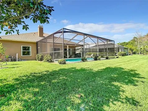1352 Highwood Place Wesley Chapel FL 33543