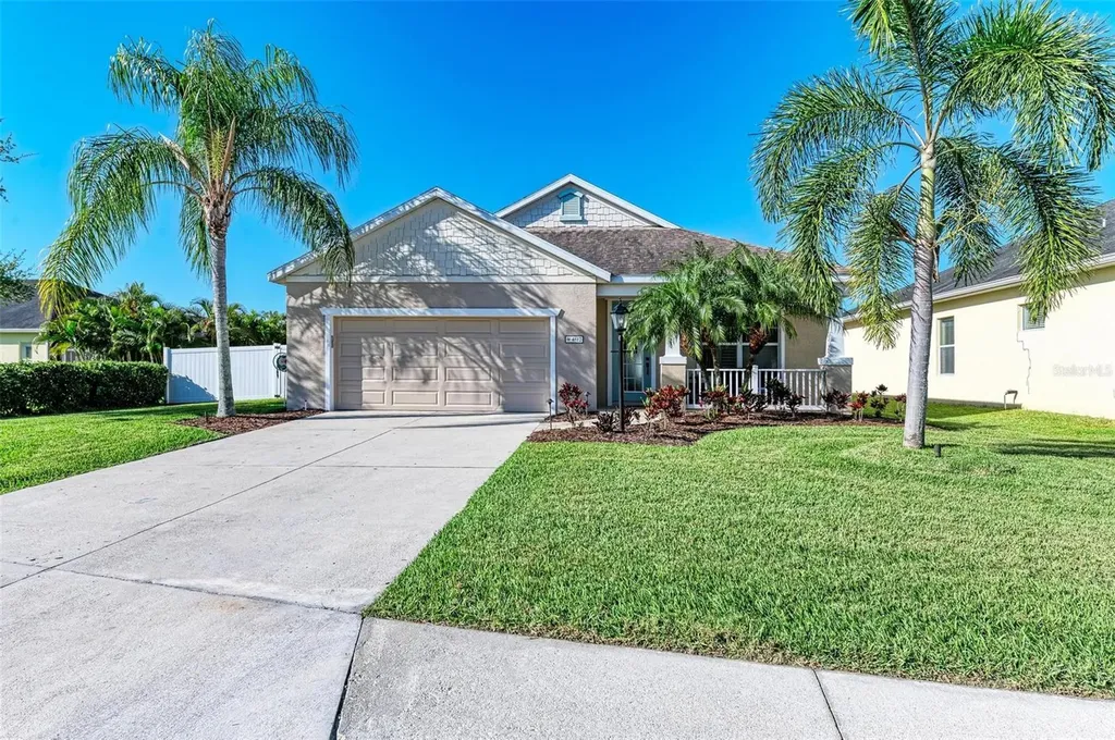 4812 Silvermoss Drive Sarasota FL 34243