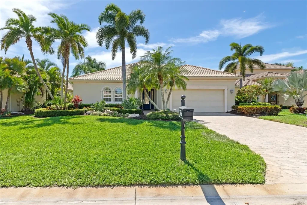 8816 Enclave Court Sarasota FL 34238