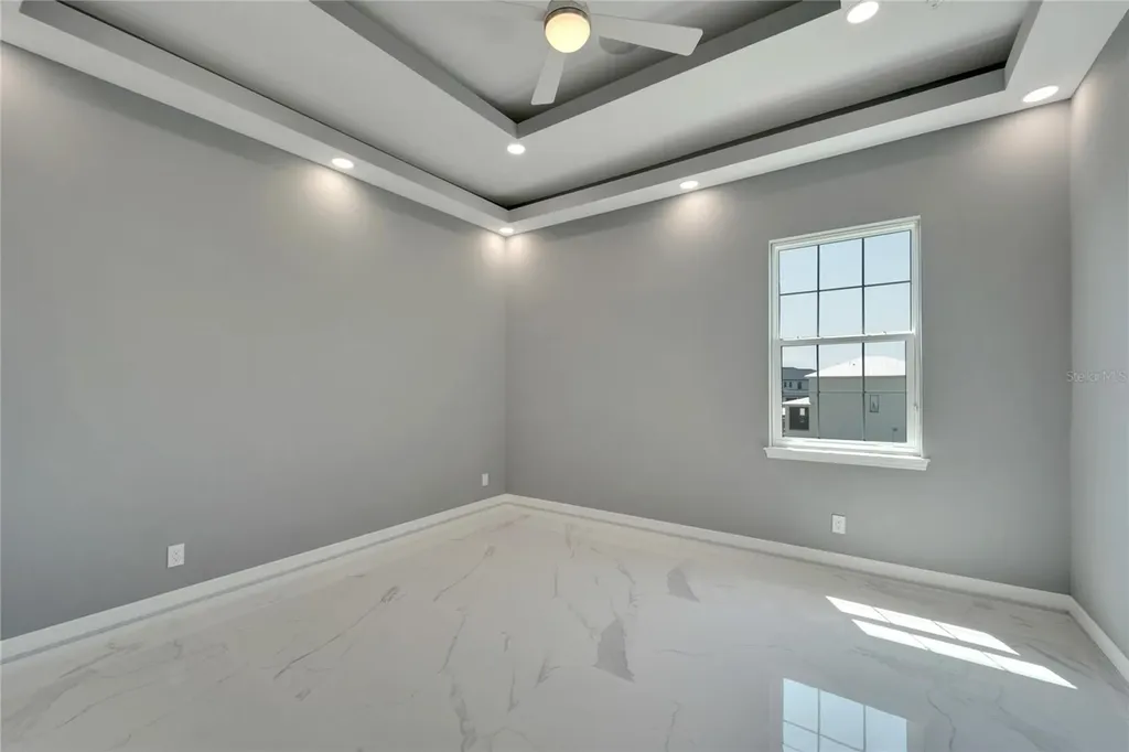 548 Estuary Shore Lane Apollo Beach FL 33572