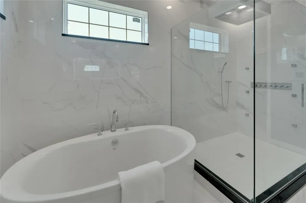 548 Estuary Shore Lane Apollo Beach FL 33572