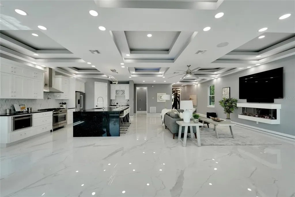 548 Estuary Shore Lane Apollo Beach FL 33572