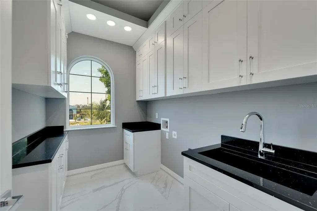548 Estuary Shore Lane Apollo Beach FL 33572