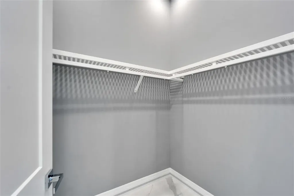 548 Estuary Shore Lane Apollo Beach FL 33572