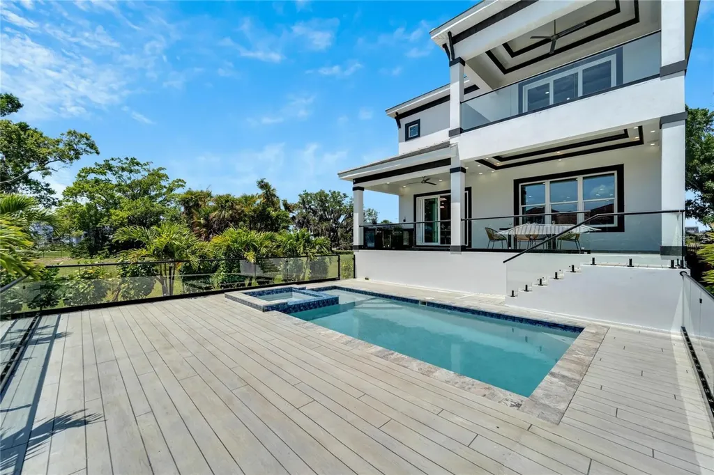 548 Estuary Shore Lane Apollo Beach FL 33572
