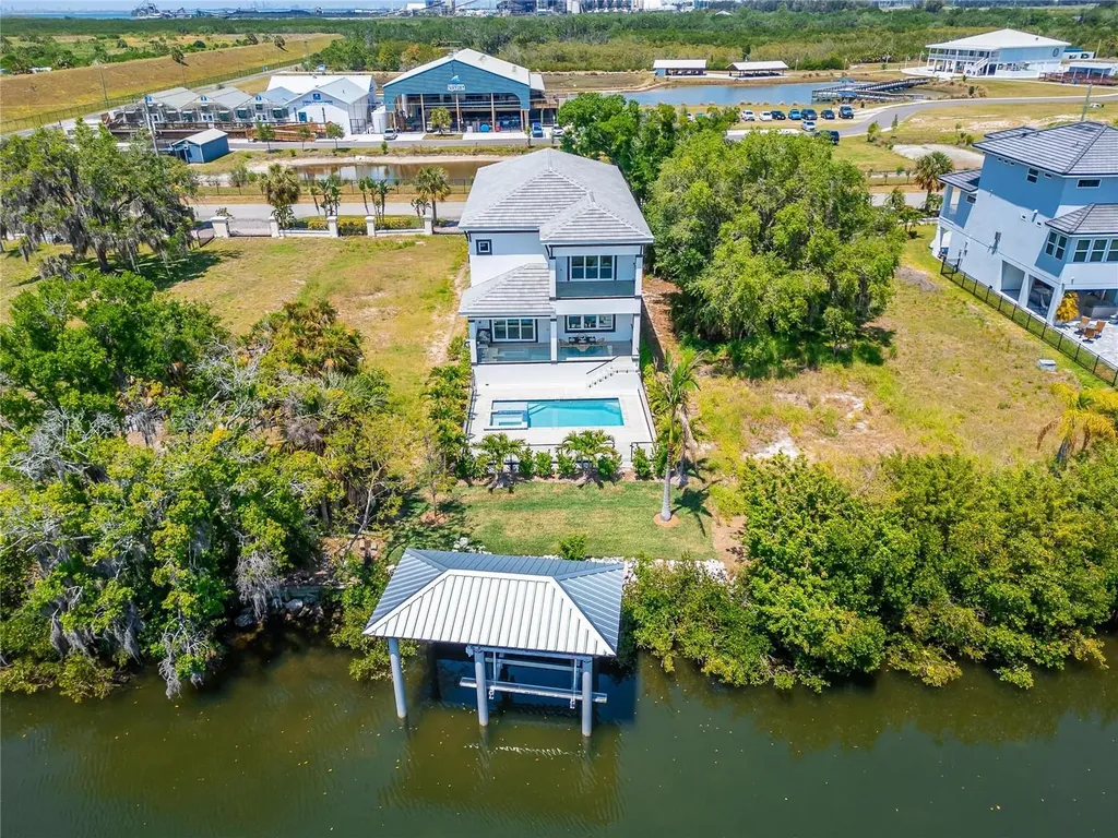 548 Estuary Shore Lane Apollo Beach FL 33572