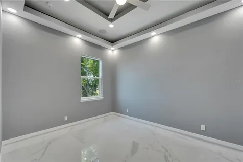 548 Estuary Shore Lane Apollo Beach FL 33572
