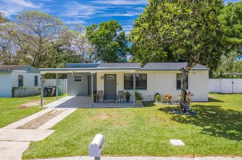 1612 Crooms Avenue Orlando FL 32805