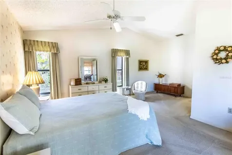 5692 Beaurivage Avenue Sarasota FL 34243