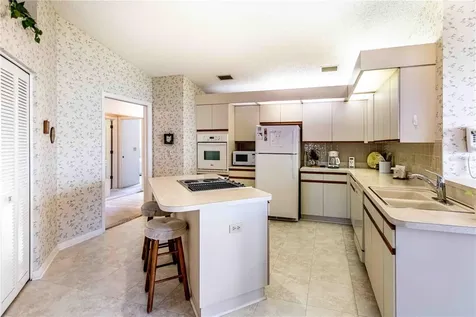 5692 Beaurivage Avenue Sarasota FL 34243