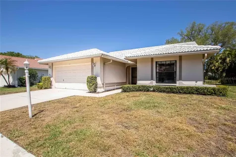 5692 Beaurivage Avenue Sarasota FL 34243