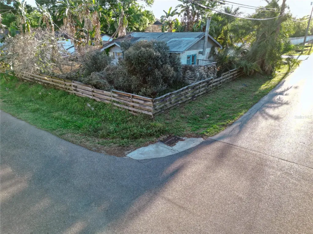 6401 S Richard Avenue Tampa FL 33616