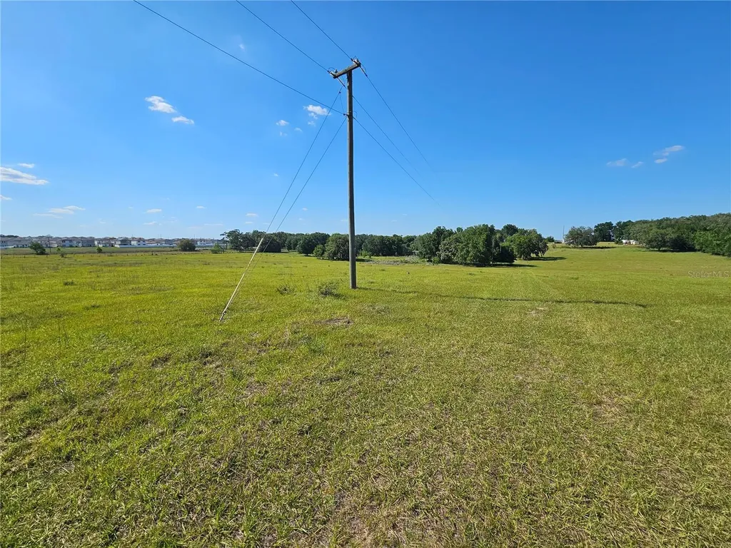 38646 Clinton Avenue Dade City FL 33525