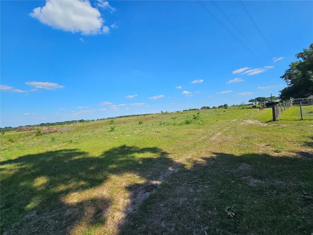 38646 Clinton Avenue Dade City FL 33525