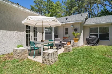 11 Maidenbush Court E Homosassa FL 34446
