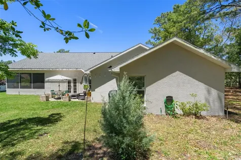 11 Maidenbush Court E Homosassa FL 34446