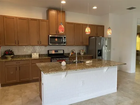2410 Datura Loop St Cloud FL 34772