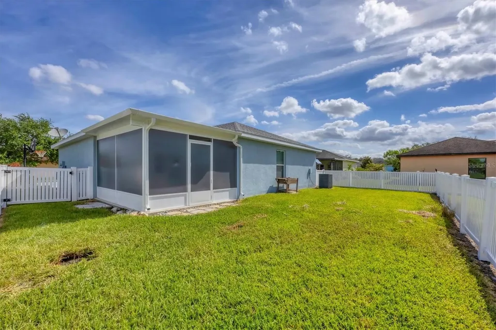 3307 54th Street E Palmetto FL 34221
