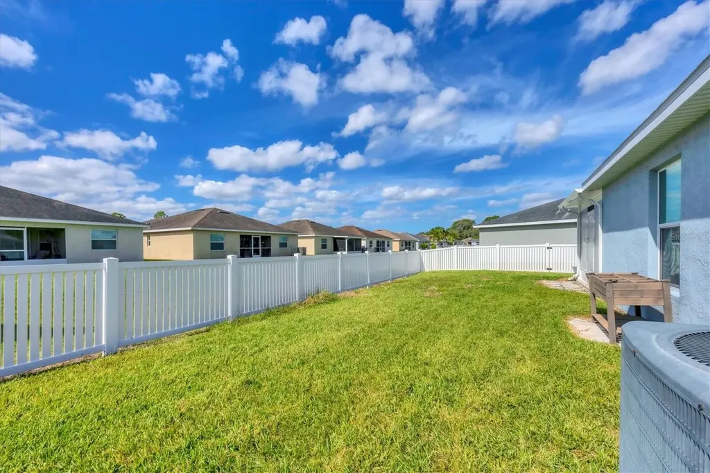 3307 54th Street E Palmetto FL 34221