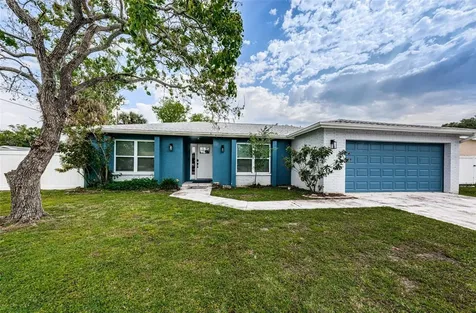 5604 102nd Avenue N Pinellas Park FL 33782