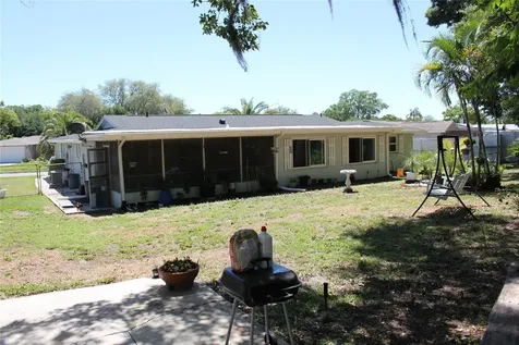 3213 Custer Drive Holiday FL 34690