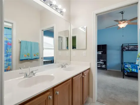 34107 Cordoba Lane Sorrento FL 32776