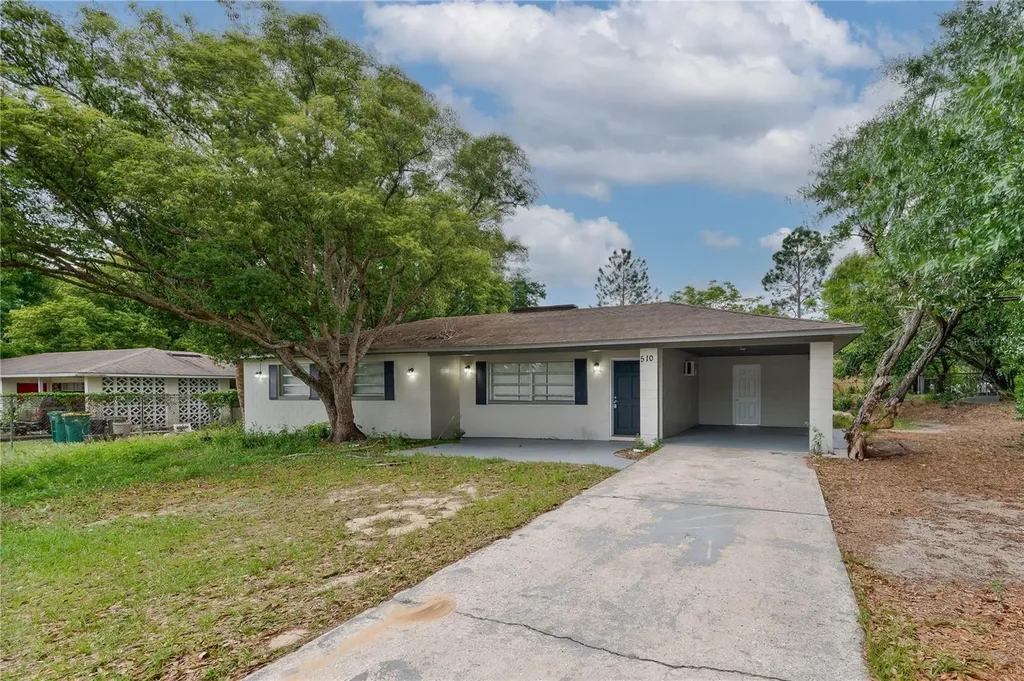 510 W Seminole Avenue Eustis FL 32726