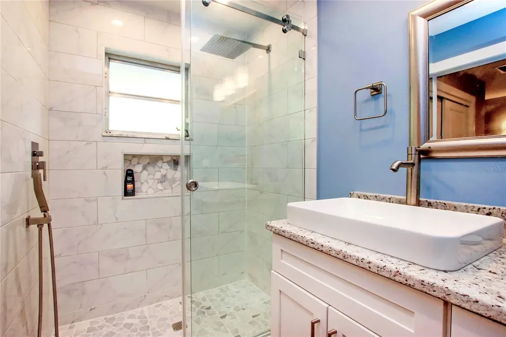 1057 Blue Heron Drive Sanibel FL 33957