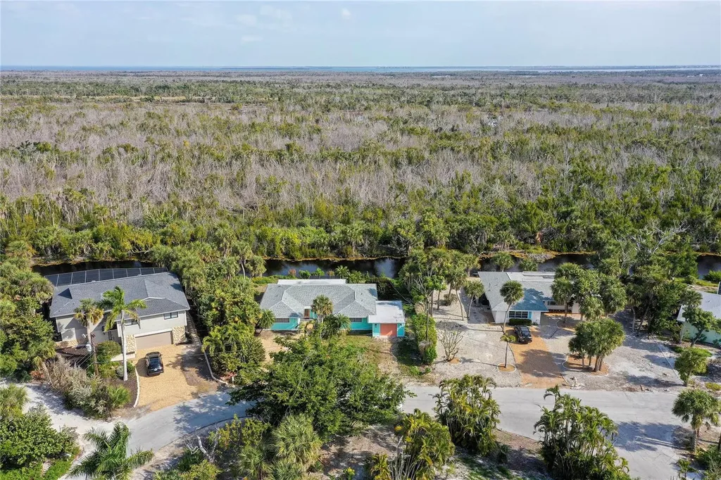 1057 Blue Heron Drive Sanibel FL 33957