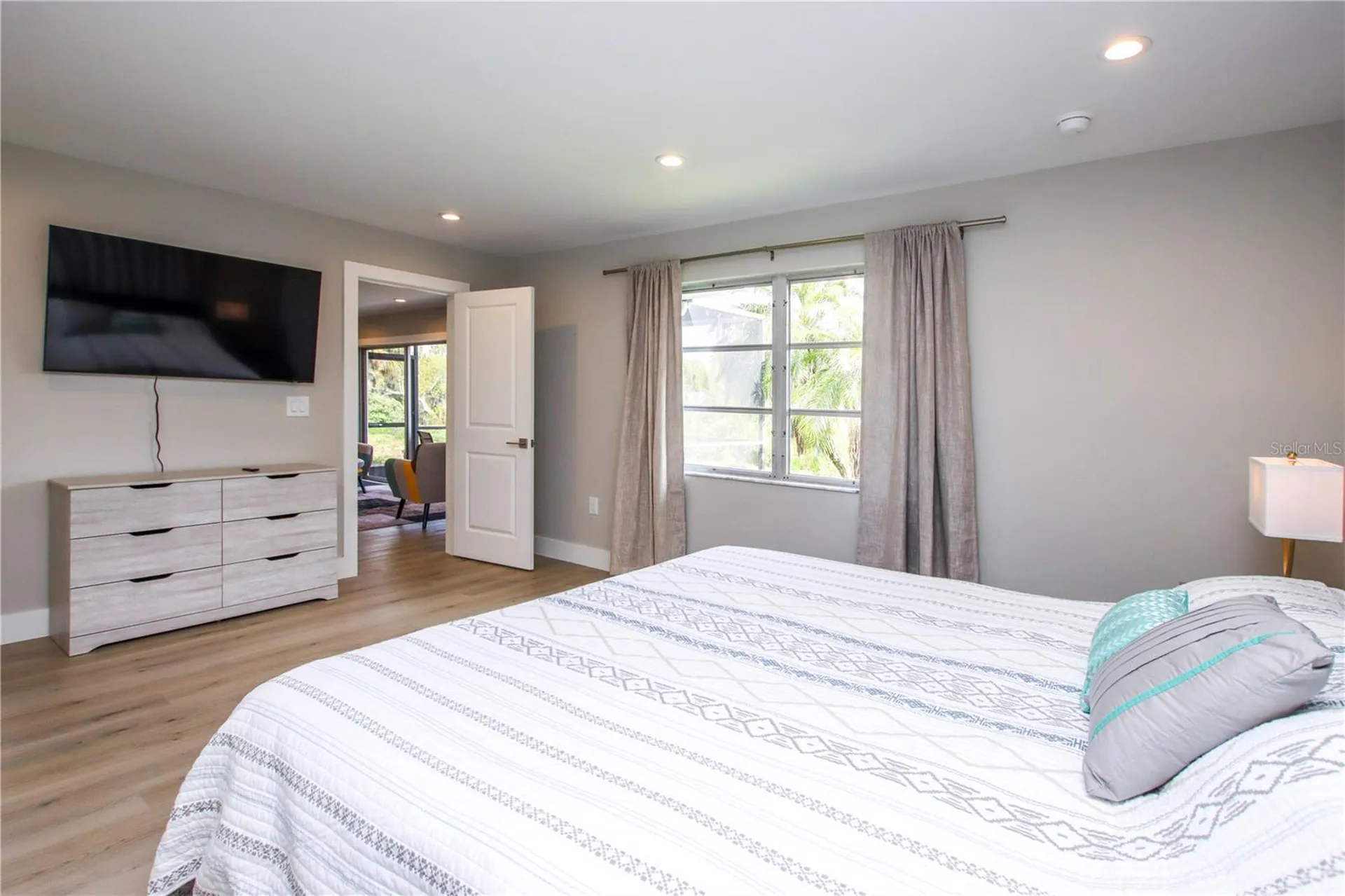 1057 Blue Heron Drive Sanibel FL 33957