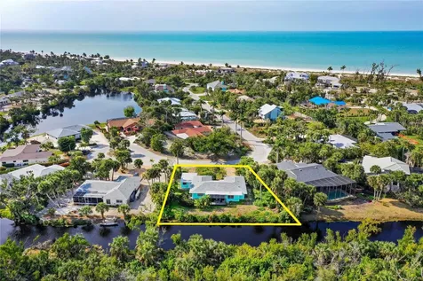 1057 Blue Heron Drive Sanibel FL 33957