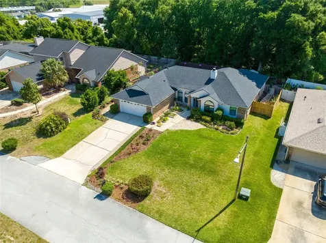 15 Bass Lake Drive Debary FL 32713