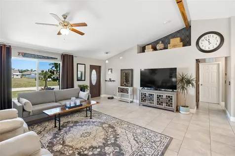 2112 NE 15th Terrace Cape Coral FL 33909