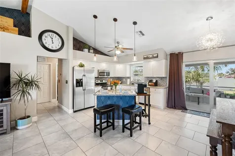2112 NE 15th Terrace Cape Coral FL 33909