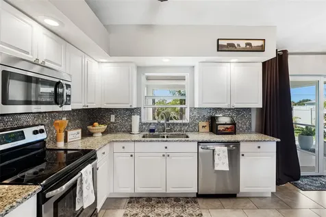 2112 NE 15th Terrace Cape Coral FL 33909