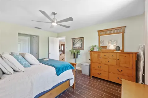 2112 NE 15th Terrace Cape Coral FL 33909