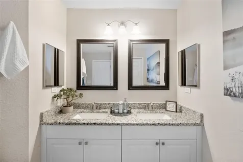 2112 NE 15th Terrace Cape Coral FL 33909