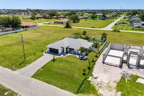 2112 NE 15th Terrace Cape Coral FL 33909