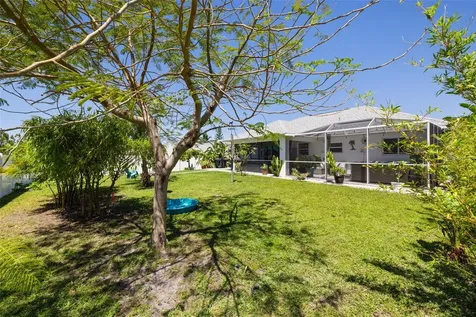 2112 NE 15th Terrace Cape Coral FL 33909