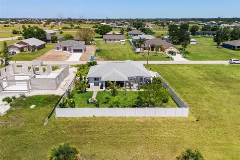 2112 NE 15th Terrace Cape Coral FL 33909