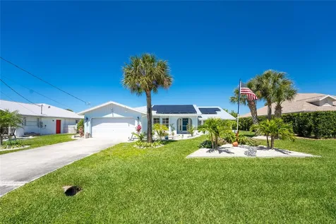 33 Bunker Circle Rotonda West FL 33947
