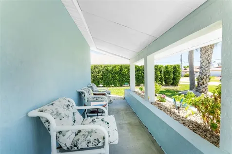 33 Bunker Circle Rotonda West FL 33947