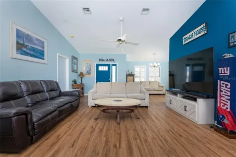 33 Bunker Circle Rotonda West FL 33947
