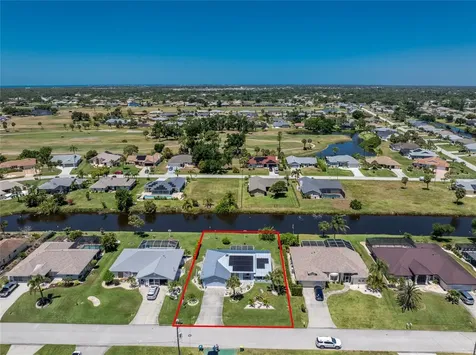 33 Bunker Circle Rotonda West FL 33947