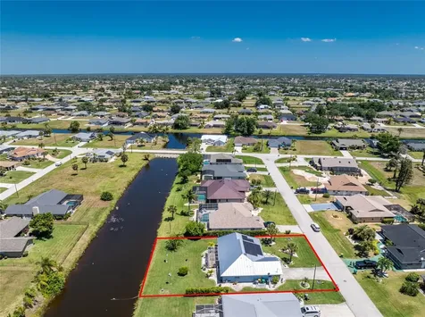 33 Bunker Circle Rotonda West FL 33947