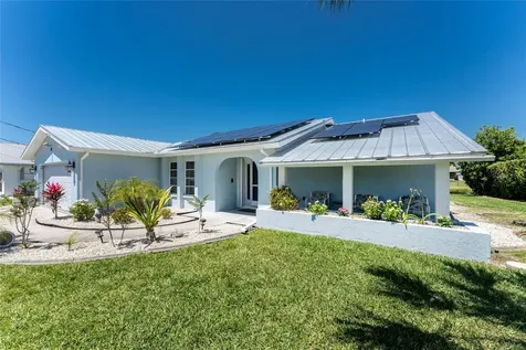 33 Bunker Circle Rotonda West FL 33947