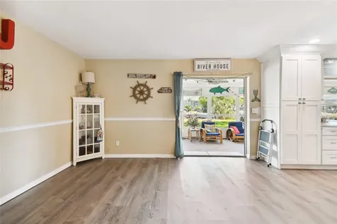 1101 Chesterfield Avenue Ruskin FL 33570